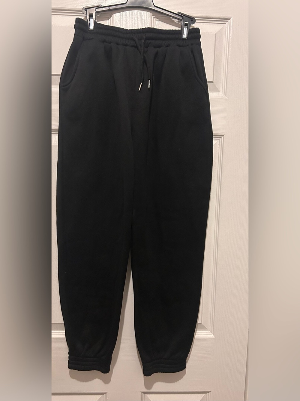 Black woman’s Elastic Waist Joggers